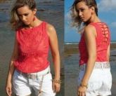 Blusa com detalhe nas costas